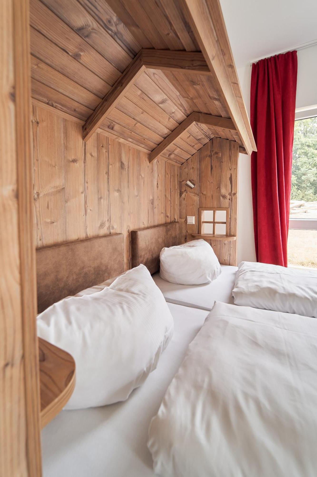 Hotel Am Interpark Großmehring Exteriér fotografie